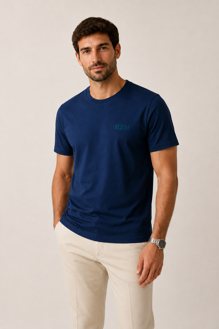 Essential T-Shirt — Crest
